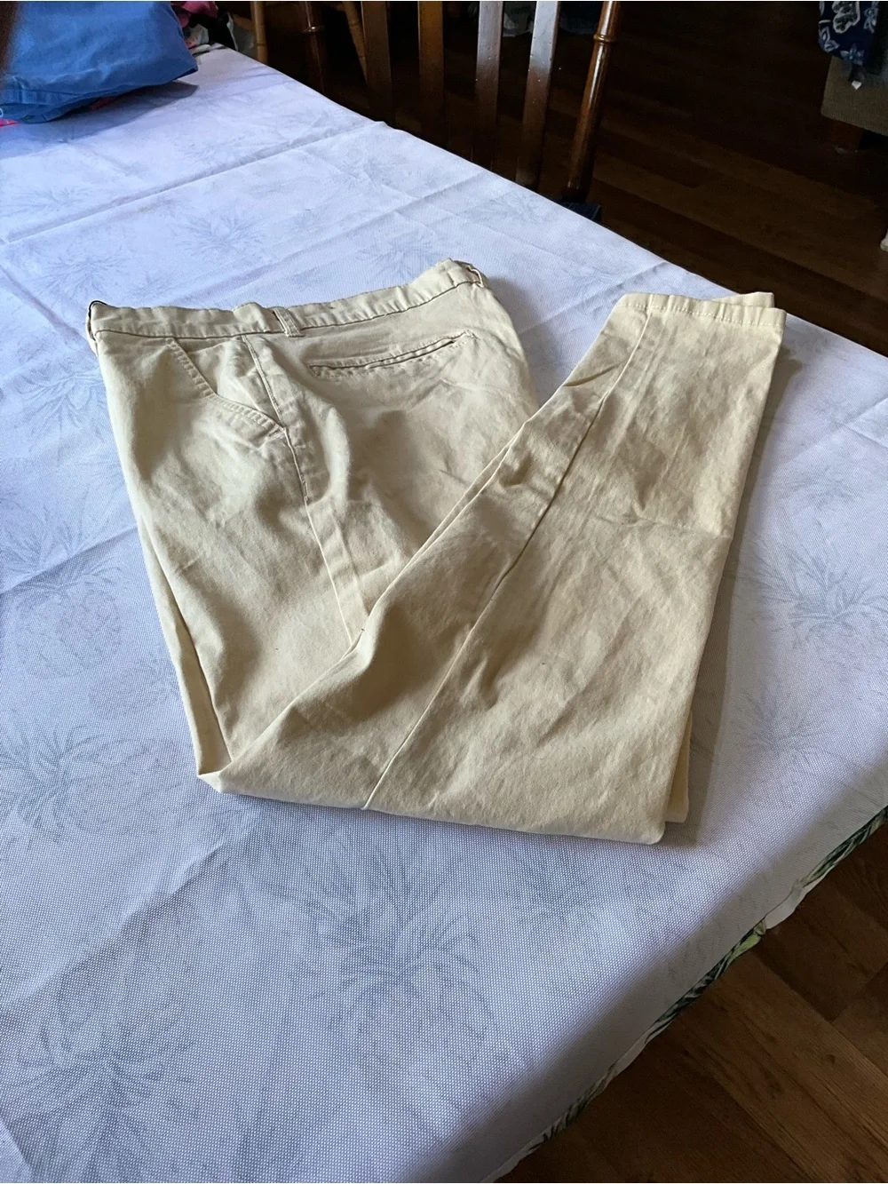 NWT boohooman size 30 khakis
